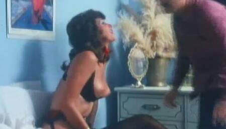 Classic milf wants the real sex