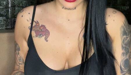 Smokey kisses custom