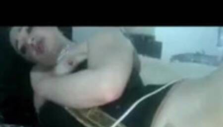 Cam-girls 3rd hour using machine to fuck her holes