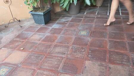 Balbina and Steph Sexy Duo in Pantyhose and mules