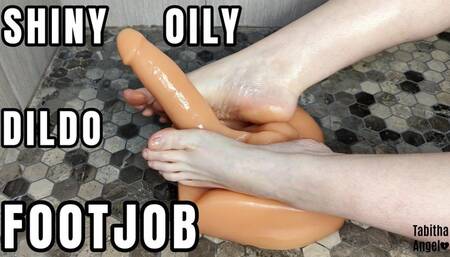 Shiny Oily Dildo Footjob MP4