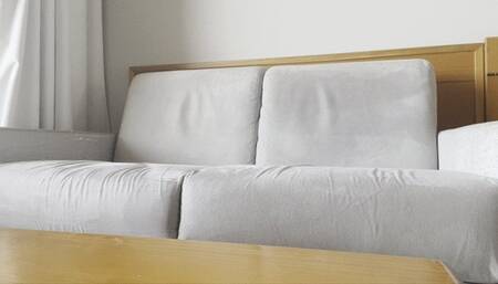 Sweaty feet worship after travelling