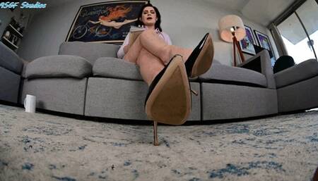 Tilly McReese probes the root of your fetish - MOV