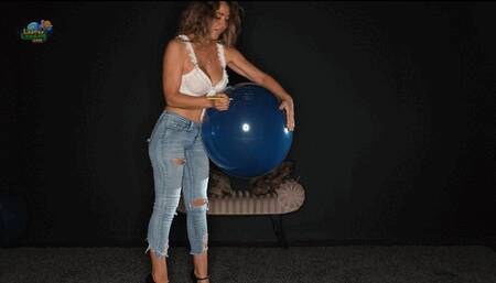 Emma Jean Multiple Types of Popping 15 Balloons HD (1920x1080)