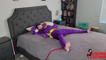 MinxGrrl - BatGirl Vibed For Information (WMV Format)