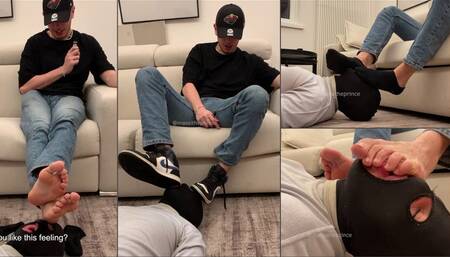 Pathetic slave under my soles