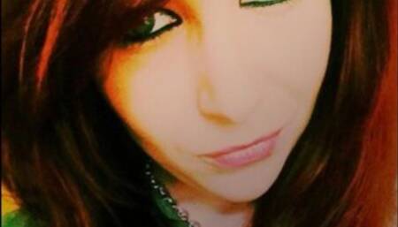 CharlieAnn - NEW BUSTY BRITISH MYFREECAMS MODEL