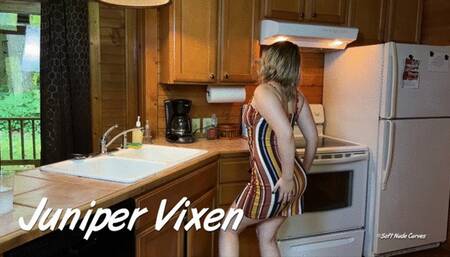 Juniper Vixen 13 Minute Nude Strip Tease & Display