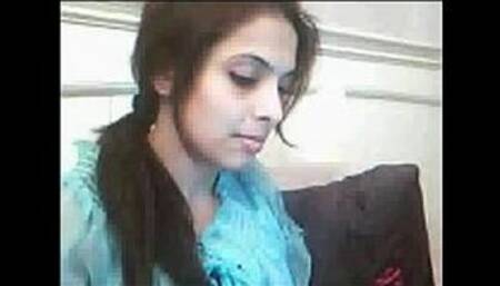 yahoo ki ghasty Zoya!!!! - YouTube