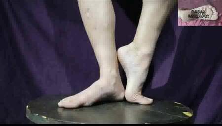 Gresopio's feet on the table - part 1