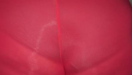 Sexy BBW VPL in red leggins