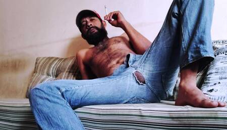 Ripped jeans - smoking