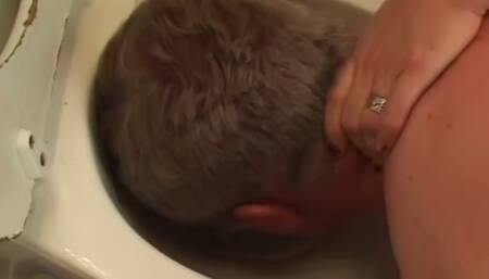 Aged want-wit likes when his younger blonde girlfriend with big knockers Chantz Fortune in black latex outfit humiliates him all way she is able to invent