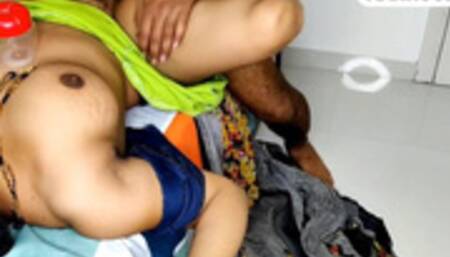 Pados ki aunty unki bahu ke liye mere land ka pani mangne lagi