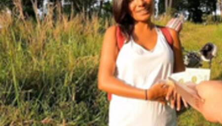 Per Fare Un Regalo Al Fidanzato Succhia Uno Sconosciuto In Vacanza