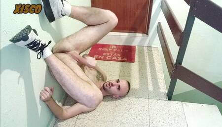 Xisco jerk off between neighbors stairs and cums on top of himself