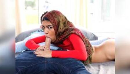 Sexy Muslim teen sucked big hard cock and pounded big ass on hard dick