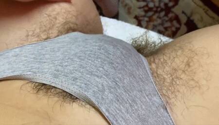 fat hairy pussy masturbating