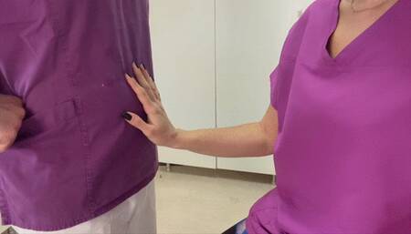 HANDJOB FOR MY DOCTOR 2