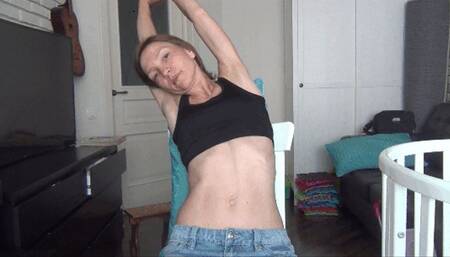Stretching sexy tummy (SW)