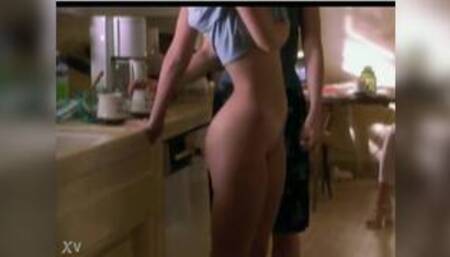 Jennifer Love Hewitt Nude