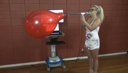 Amber Deen Blows Single and Double-Stuffed Q16's to Bursting (MP4 - 720p)