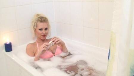 Bathroom Smokey orgy