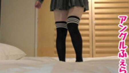 [Hentai] Blow job ASMR while wearing a school uniform and knee highs with a big ass facing the camer