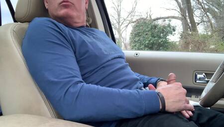 Risky car jerking-off and masturbation outdoors in public