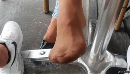 in restaurant under Table my shoe his stolen HD wmv 1920x1080