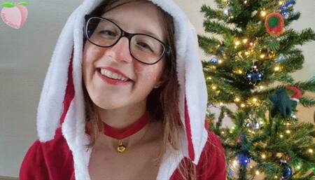 Blowjob Kisses from the Christmas Bunny