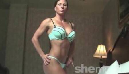 Ariel x VS Aussie Muscle Barbie