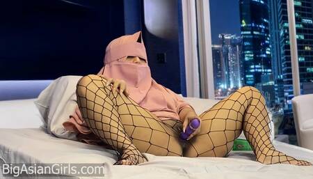 *Big Asian Girls Porn* Fun hijab Teen black fishnet stockings Sex Toy masturbation-version1 bagMP4