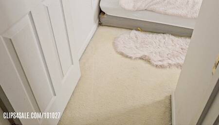 Creeping On A Flaccid Dick