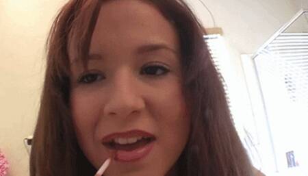 009 - Annabelle Doing Her Makeup To Go Out (MP4)