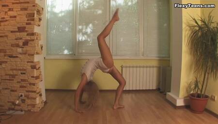 Unattainable Alla - russian xxx - Flexy Teens