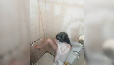 Video taking a bath and putting my fingers in my ass