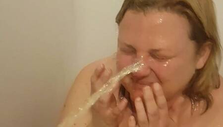 Kinki BBW Golden Shower