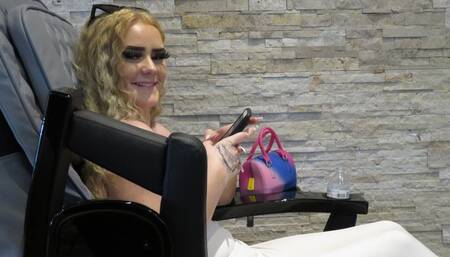 Pedicure Voyeur with Dolche Deuce - MP4 (HD720p)