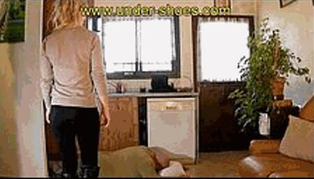 Miss Krystal brutal heels boots trample (BRUTAL VIDEO)