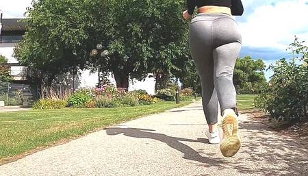 Rhonda Pawg Loose Booty Jogging - BigButtBounceTwerk