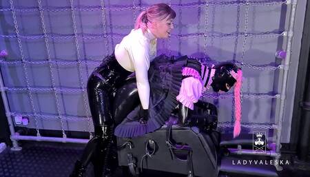 Lady Valeska fucks her rubber dolly