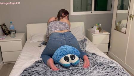 Farting on my plushie friend