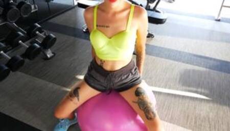 Amateur Thai MILF workout and sex after