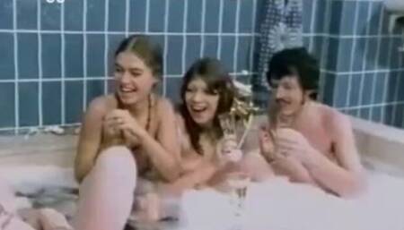 Group movie with come-hither best girl from Color Climax