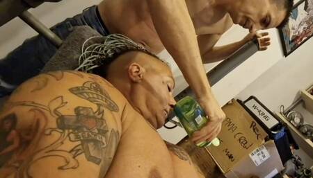 Huge bodybuilder thick muscles domination fbb milf bbw offseason big woman reverse role with her skinny boy weak and submissive she over power him to the top