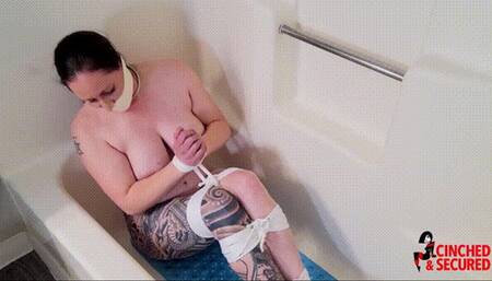 MinxGrrl - Bound and Gagged in the Shower (WMV Format)