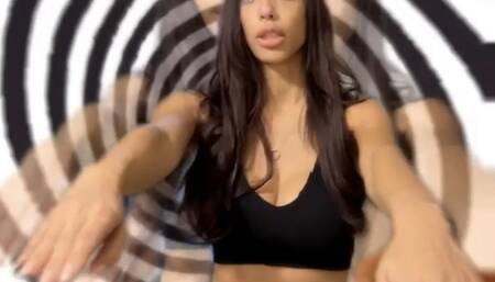 Mesmerized by thy neighbor…