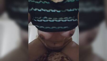 Riding my pillow imagine your cock instead of that pillow can you handle me?