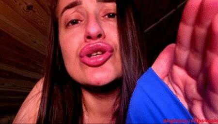 Face to face with Giantess wmv